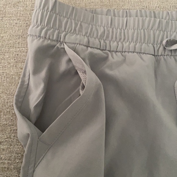 Eddie Bauer gray moisture wicking athletic shorts Size XXL. NWT - Picture 4 of 8